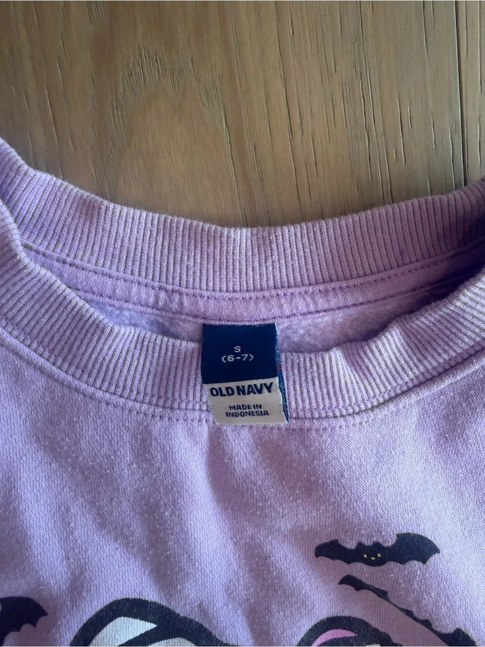 Old Navy Lavender Hello Kitty Pullover Sweatshirt
